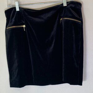 H&M Velvet Mini Skirt with Zipper Detail
